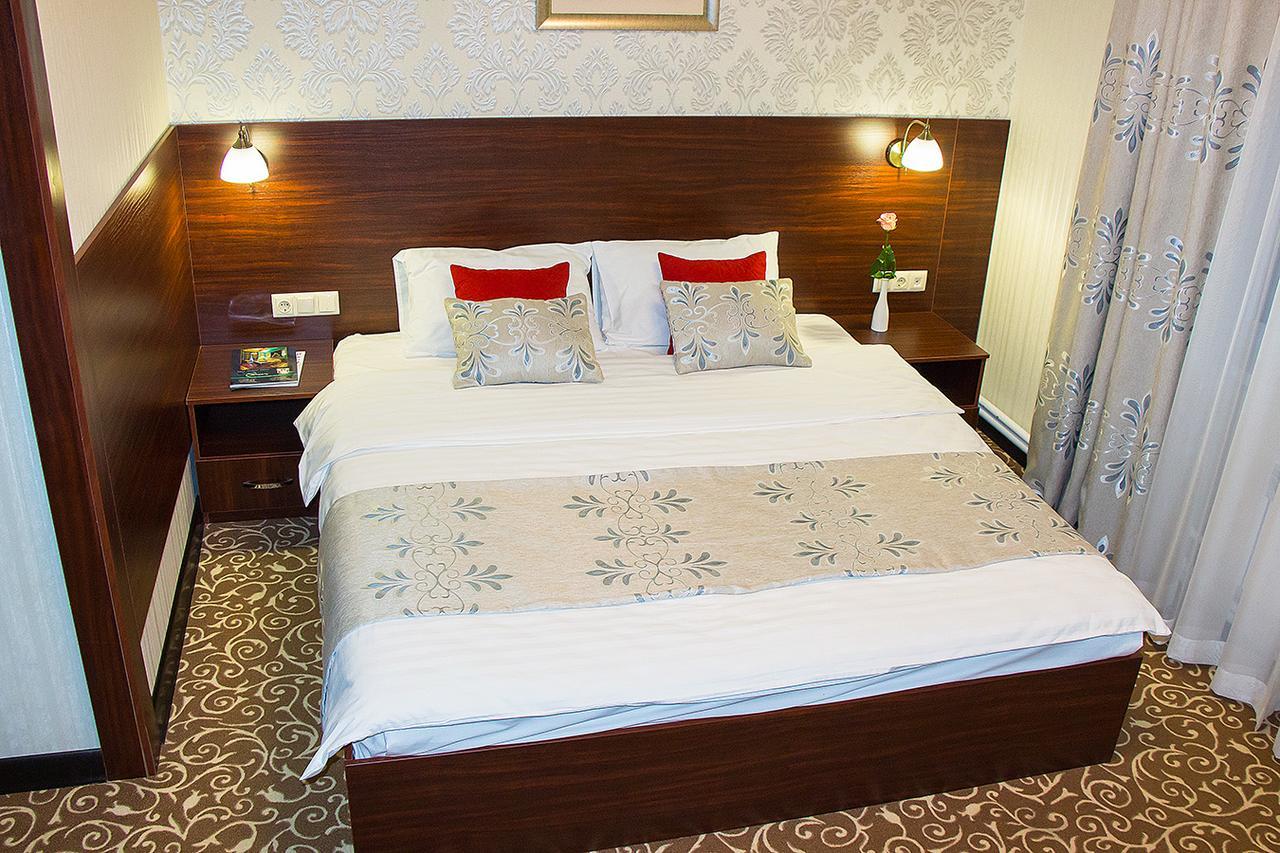 Hotel Silk Way Almatý Exterior foto
